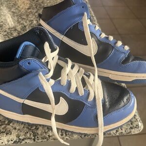 Kids 6.5 or Women’s 8 Blue and White Nike Dunks